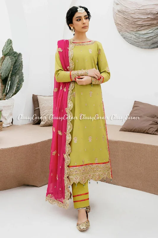 Green Pink Lawn Embroidered 3pc Suit Sequin unclassified dresses