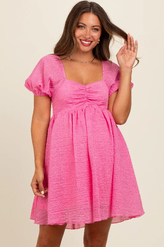 Pink Textured Puff Sleeve Sweetheart Neckline Maternity Dress Travel unclassified dresses