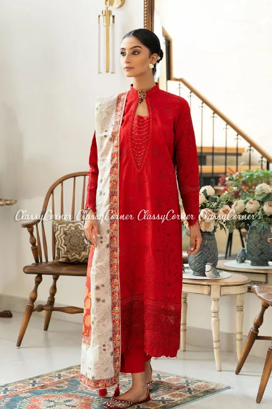 Red Lawn Pakistani Formal Wear Suit Printed unclassified dresses