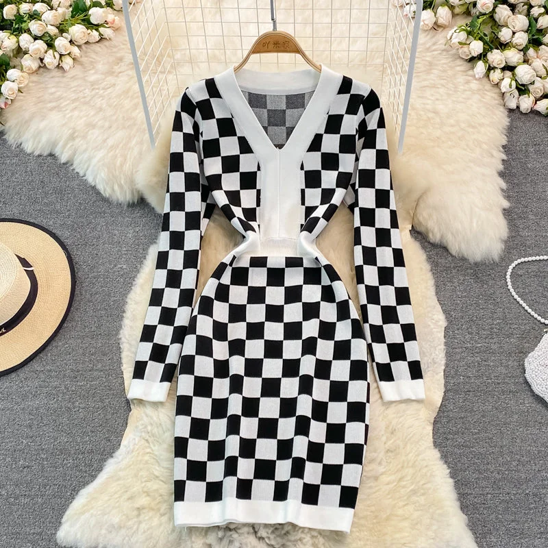 V-neck chessboard knitted buttock bottomed dress  3779 Party unclassified dresses