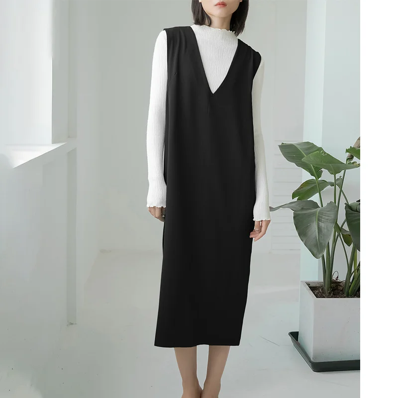 Women Casual Loose Solid Color Sleeveless V-Neck Over-The-Knee Pocket Dress A-line unclassified dresses