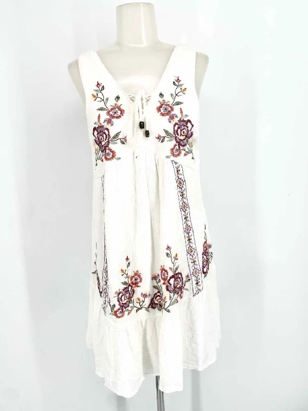 Women's White Sleeveless Embroidered Floral Size S Dress Party floral dresses