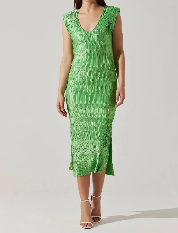 Nyah Plisse Bodycon Dress In Green Bodycon Midi Dress